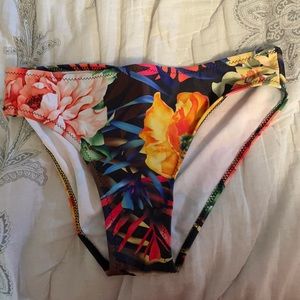 ⚡️BRAND NEW⚡️ Women’s Tropical Swimsuit Bottoms